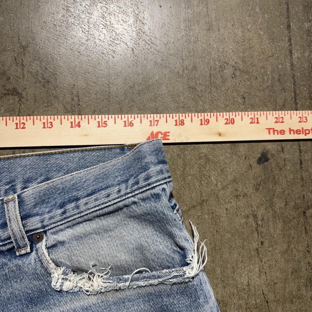 Structure Jeans Mens 36x32 Light Wash Blue Relaxed Wide Leg Distressed Denim - Picture 4 of 7